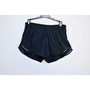 Lululemon Hotty Hot Short